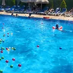 Hotel Irem Family Club Side